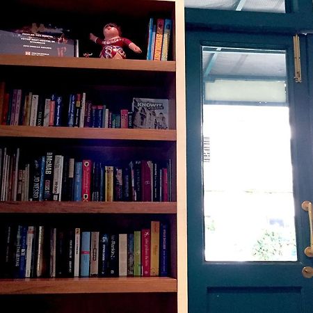 Pickled Tea Hostel Γιανγκόν Εξωτερικό φωτογραφία